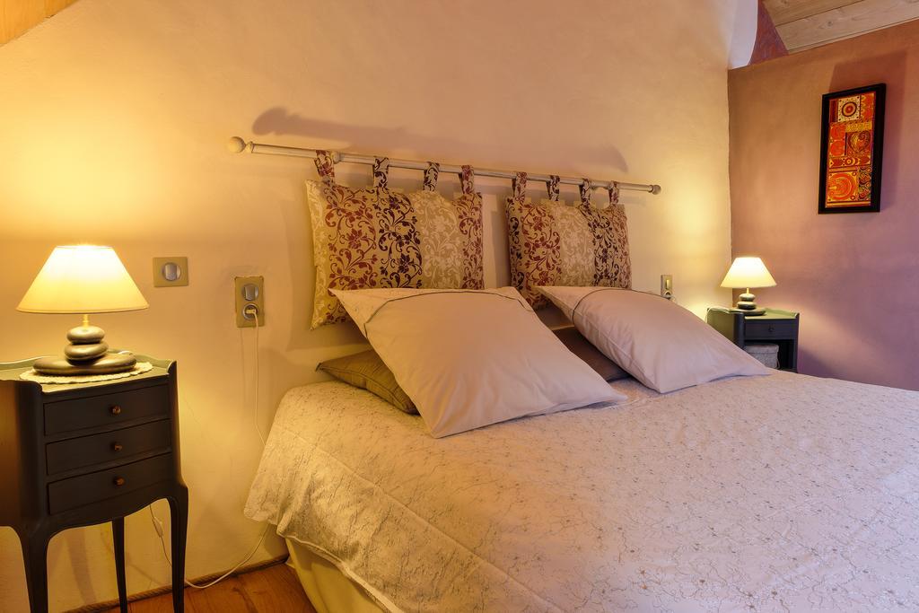 Bed And Breakfast La Fontaine Blanche Melgven Esterno foto