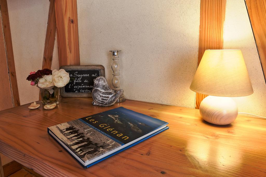 Bed And Breakfast La Fontaine Blanche Melgven Esterno foto
